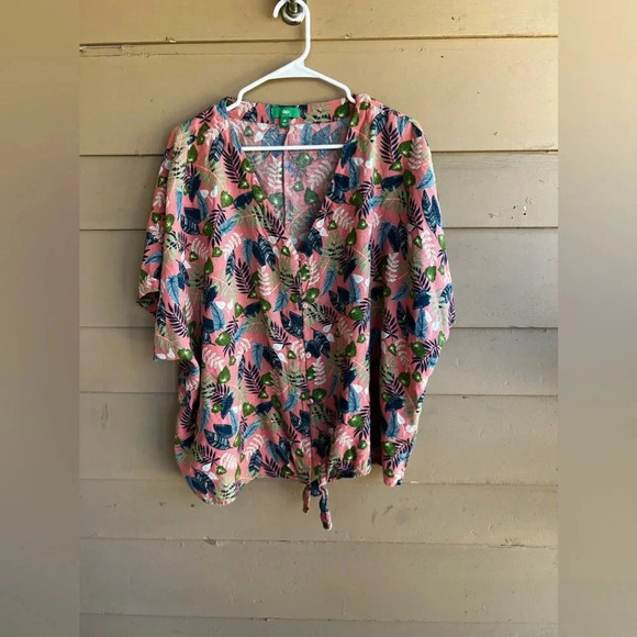 Dip Button Down Blouse - Linen, Floral, Tropical Print - Size 3x - Picture 1 of 5
